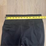 Athleta Black Aura Sonar Capri Leggings with Mesh Panels - Size Small Photo 4