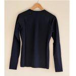 FIGS Salta Seamless Longsleeve Underscrub in Navy, Size Medium Photo 7