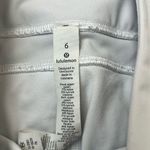 Lululemon Wunder Under HR Crop 21"
Lace Photo 2