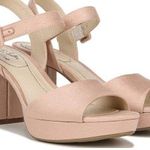 Life Stride Blush Pumps Photo 0