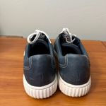 Clarks  Women's Caroline Ella Sneaker Navy Blue Leather Cutout Detail Lace Up 8.5 Photo 3