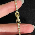 Vintage Gold Tone V Photo 3