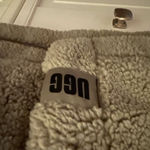 UGG NWT  FLUFF FRANKIE SHIRT JACkET XL Photo 5