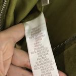 Jones New York  sport ladies quilted zip up and button puffer vest size medium Photo 9