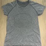Lululemon  Tech Swiftly Short Sleeve 2.0 Race Length Photo 1