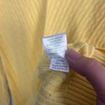 Lilly Pulitzer cable knit yellow v-neck cotton sweater size large Photo 3