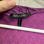 Daisy Fuentes Y2K bubble sleeve Women's fuchsia Patterned Top, size medium Photo 5