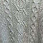 Urban Outfitters  Cream Cableknit Sweater Size Large Photo 4