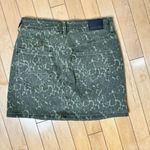 American Eagle  Denim Stretch Olive Green Camo Animal Print Mini Jean Skirt Size 2 Photo 3