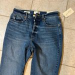 Universal Threads NWT Universal Thread women's jeans size 8 Short High Rise Buttenfly Photo 5