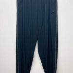 Nike  Dri Fit Activewear Women's Black Track Pants Size Medium Breathable Photo 0