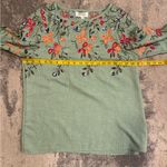 Auneliege Green Floral Embroidered Blouse Size M Photo 3