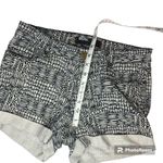 BDG Urban Outfitters Denim Shorts Cream Black Geo Cream Cuffed Women's Size 26 Photo 5