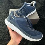 HOKA one one akasa blue athletic lace up shoes sneakers women’s 9.5 Blue Photo 0