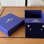 Swavorski Swarovski earrings set (2) pairs Beautiful Photo 2