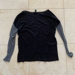 Forever 21 Black and Gray Longsleeve Top Sz Small Photo 3