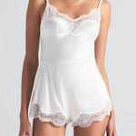 SKIMS  satin Teddy Photo 0