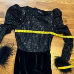 Lavish Lice Lavish Alice Womens 4 Black Sequin Faux Fur Long Sleeve Velvet Draped Midi Dress Photo 3