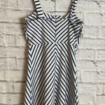 Draper James RSVP NWT Contemporary Navy Striped Dress Size Medium Photo 2