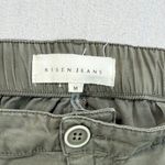 Stylish Women's Cargo Jeans in Green Size M Photo 2