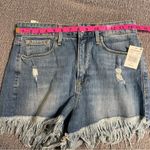 Good American  Women’s Bonbshell Shorts Photo 12