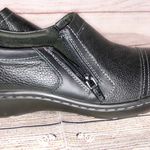 Clarks Cora Giny Black Pebbled Leather Loafers Size 9M Photo 4
