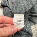 Madewell All Around Long Sleeve V-Neck Tee Top in Colorblock Grey Photo 5