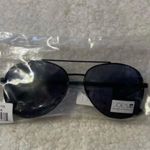 joe's jeans NWT Black Aviator Sunglasses Photo 1