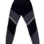 Alo Yoga  Alo Soft Black & Gray Sheila 7/8 Leggings Tights Photo 3