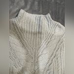 Ava & Viv NWOT  plus size Light Gray Cable Knit Turtleneck Sweater Photo 4