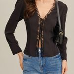 Rihoas black lace V Neck b Blouse Size M Photo 0