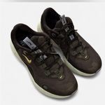 Nike React Escape Women’s Road Running Shoes CV3817005 SIZE 9 black grey gold Photo 0