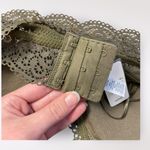 American Eagle Aerie Green Wildflower Lace Padded Halter Bralette Size M NWT Photo 5