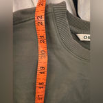 Orvis  Olive Crewneck Sweatshirt Crewneck Photo 5