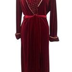 Luxurious Red Velvet Belted Maxi Robe Photo 0