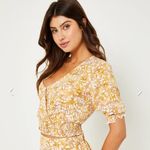 BCBGeneration BCBG Generation ANYA V-Neck Top Yellow Animal Print Size Large NWT Photo 2