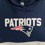 NFL  Team Apparel New England Patriots Women's Pullover Hoodie Size M Photo 3