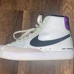 Nike Womens  blazers Photo 5