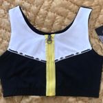 Umbro Workout crop top Sports Bra Zipper Photo 0