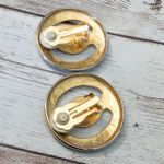 Vintage Clip On Earrings Photo 8