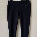 Nike Dri-Fit Tight Fit Training Capris Small New Photo 1