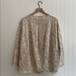 Lululemon Back in Action Long Sleeve Shirt
Marmoleado Tie Dye Size 8 Photo 6