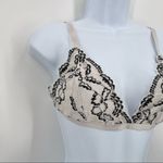 La Senza La‎ Senza Gray & Black Lace Large no wire lightly lined Photo 2