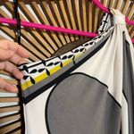 Unique Y2K One Photo 4