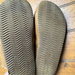 Old Navy  cozy chestnut clogs‎ size 8 Photo 4