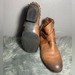 Vince Camuto Marcin Tan Pebbled Leather Spikes Studded Bootie Size 8.5B Photo 8