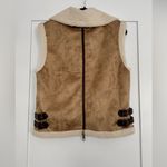 Wild Fable  NWT Faux Suede Sherpa Vest Sz XS Zip Up Faux Leather Trim Tan Cream Photo 4