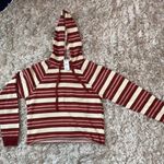 Tilly's Sweatshirt Photo 0