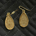 Gold‎ Tone Teardrop Dangle Earrings Shimmer Statement Jewelry Accessory Gold Photo 0