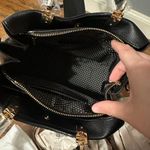41 Hawthorn Black Handbag Photo 4